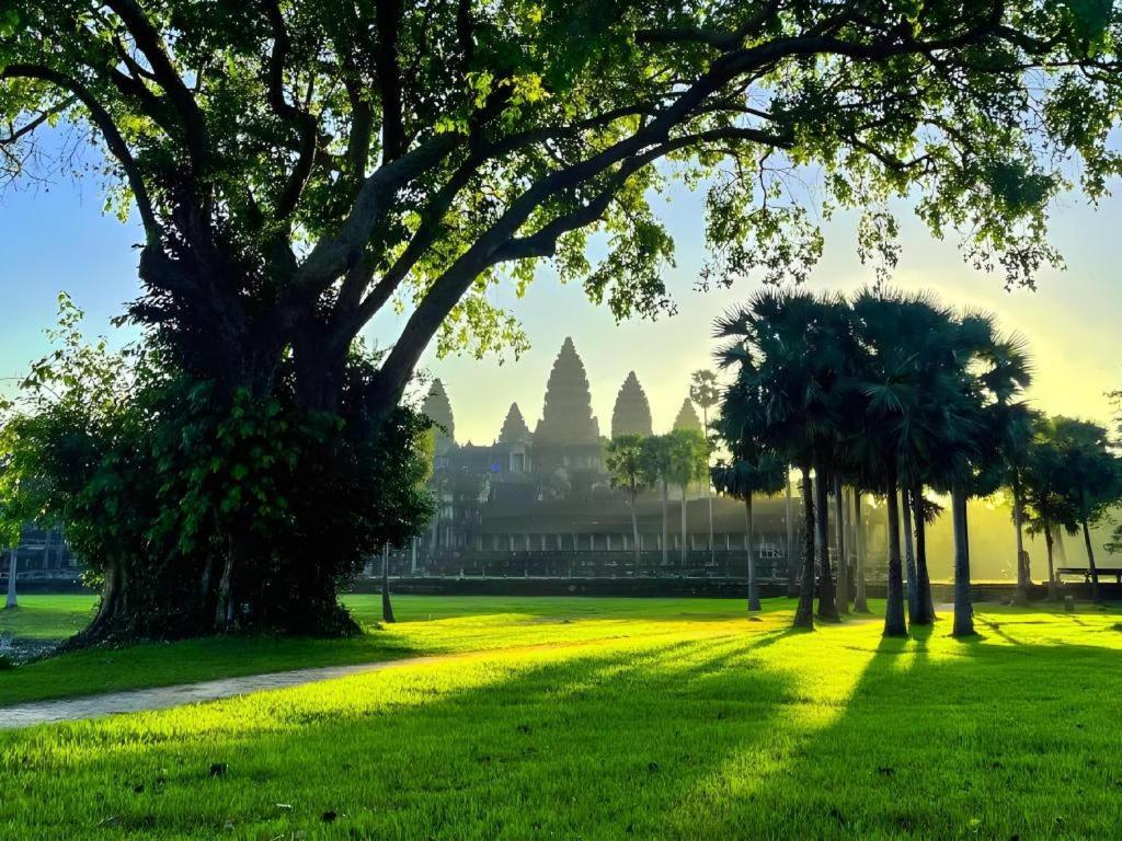 Ladear Angkor Boutique Hotel Siem Reap Bagian luar foto