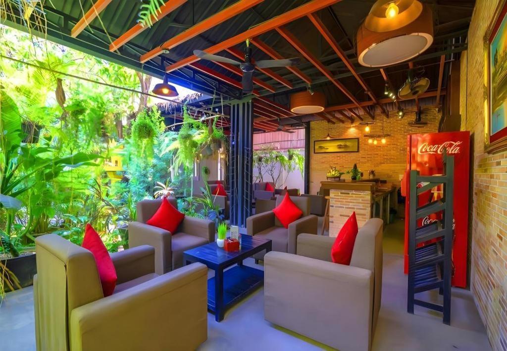 Ladear Angkor Boutique Hotel Siem Reap Bagian luar foto